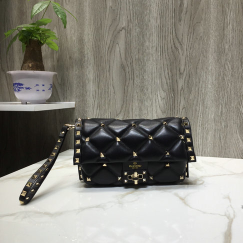 2018 Fall/Winter Valentino Candystud Clutch Bag in Black Quilted Leather