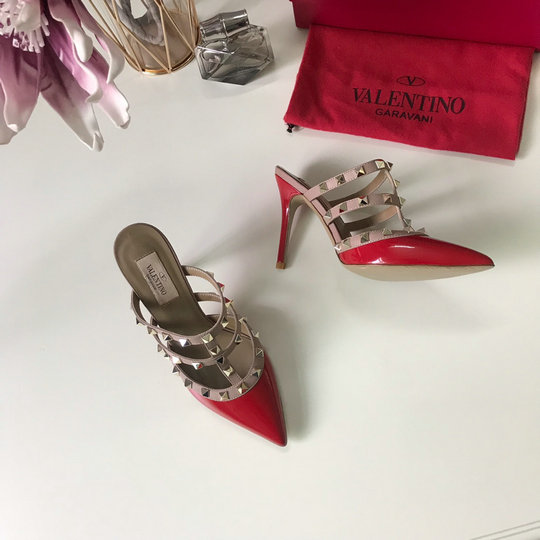 2019 Valentino Rockstud 9.5cm Mules in Red Patent Leather
