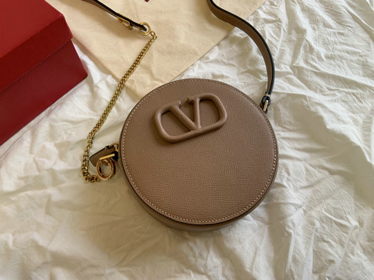 2020 Valentino Round VSling Shoulder Bag in nude grained calfskin leather