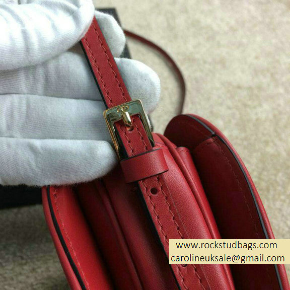 Valentino Garavani cross-body bag in red - Click Image to Close