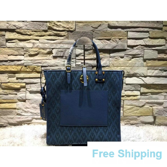 Valentino Rockstud Jacquard Fabric Top Handle Bag in Blue - Click Image to Close