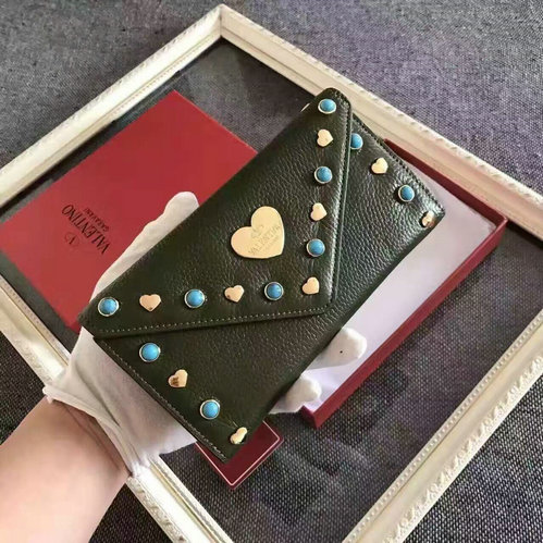 2016 New Valentino Heart Studded Continental Wallet for Women