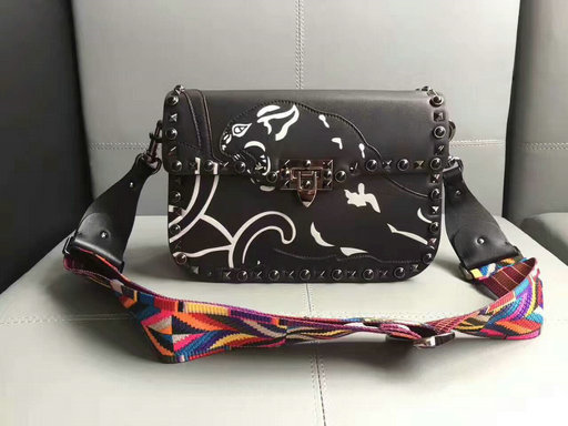 2017 New Valentino Guitar Rockstud Rolling Panther Cross Body Bag