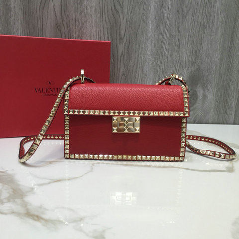 2018 New Valentino Rockstud No Limit Shoulder Bag in Red Leather
