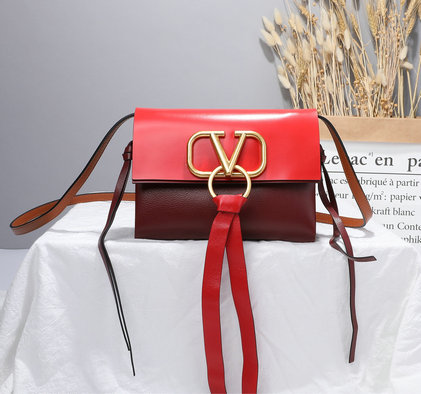 2019 Valentino Small Vring Crossbody Bag in smooth leather - Click Image to Close