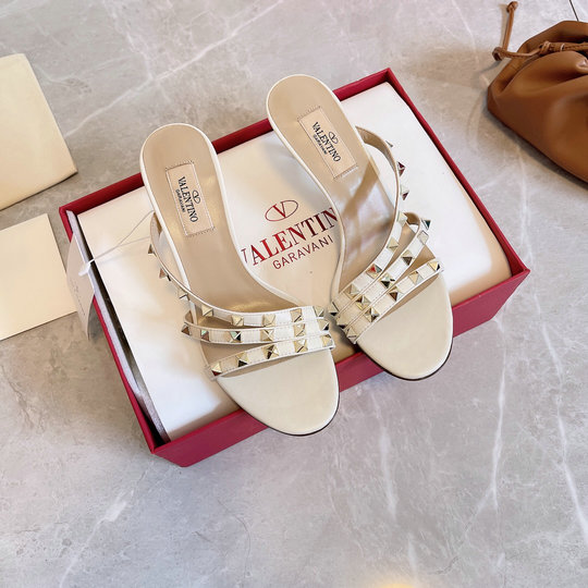 2021 Valentino Rockstud Slip-on Sandal in White Calfskin Leather