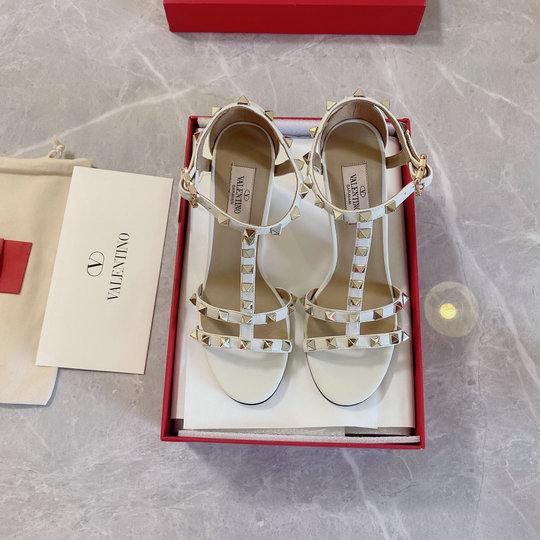 2021 Valentino Rockstud Ankle Strap Sandal in White Calfskin Leather