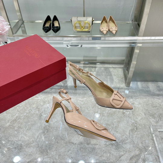 2021 Valentino VLogo Signature Slingback Pump 80mm in Rose Cannelle Patent Leather