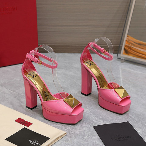 2022 Valentino One Stud Pump in Pink PP Patent Leather