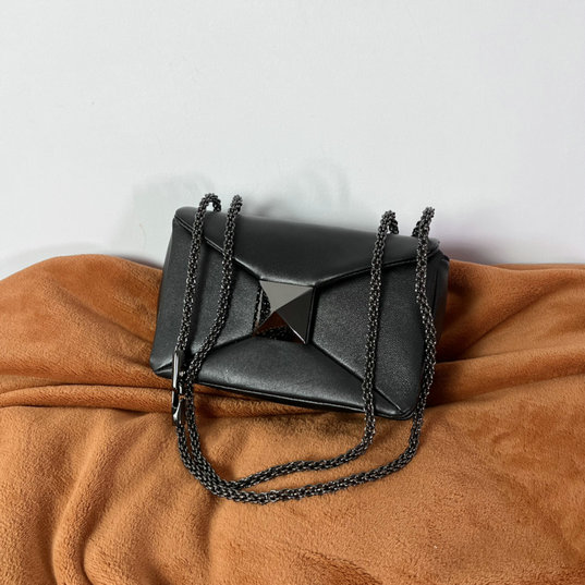 2022 Valentino One Stud Nappa Bag with Black chain and hardware