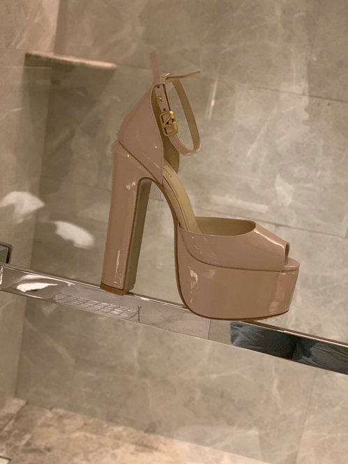 2022 Valentino Open Toe Platform Pump in Nude Patent Leather