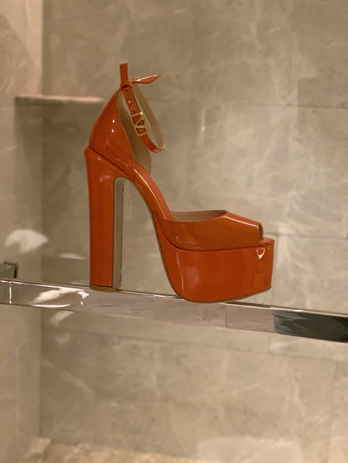2022 Valentino Open Toe Platform Pump in Orange Patent Leather