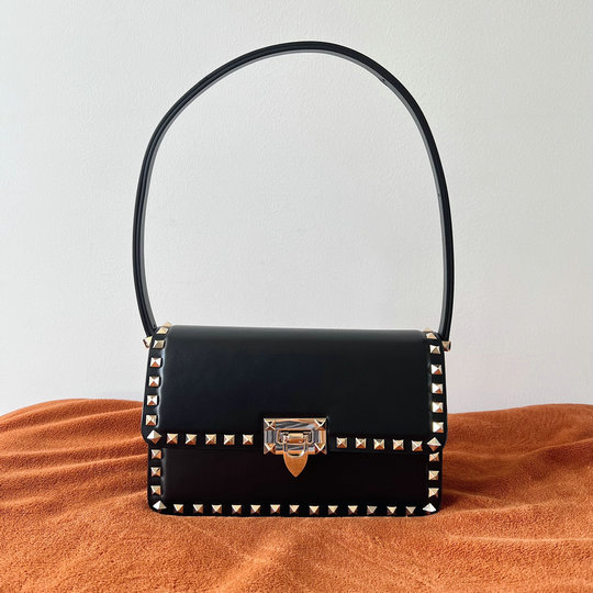 2023 Valentino Small Rockstud23 Shoulder Bag in Smooth Calfskin - Click Image to Close