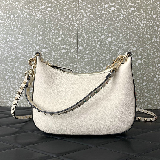 2023 Valentino Rockstud Small Hobo Bag in Ivory Grainy Calfskin - Click Image to Close