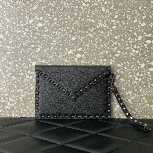 2023 Valentino Rockstud Calfskin Pouch in Black with ruthenium-finish hardware - Click Image to Close