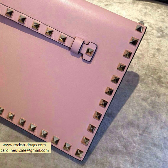 Valentino Rockstud Clutch in Pink