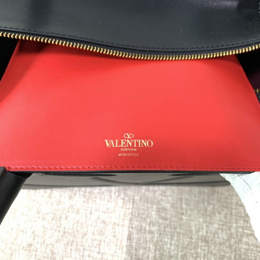 2020 Valentino VLogo Walk Tote Bag in Black Calfskin Leather [2022L01 ...